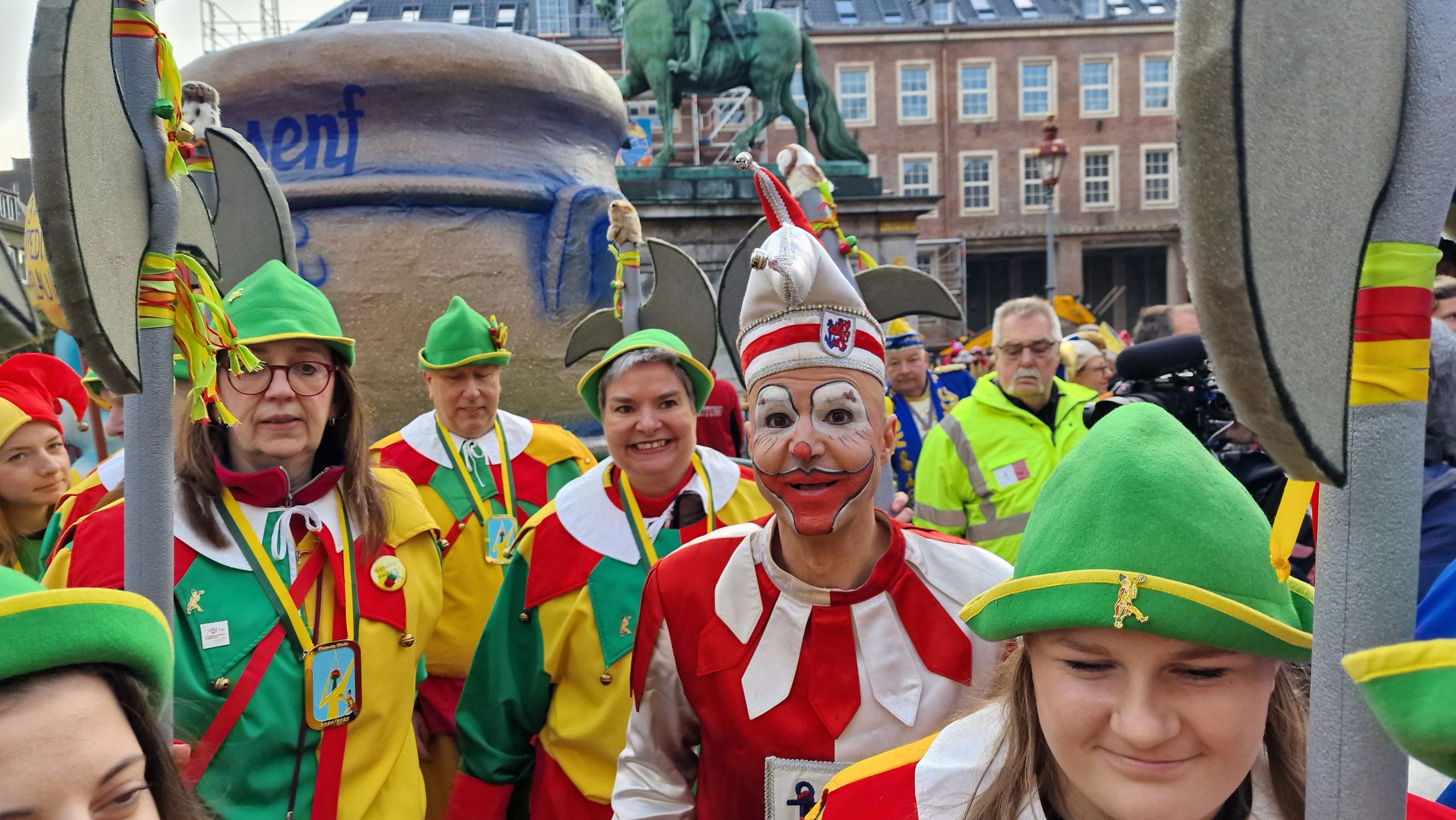 Hoppeditz erwachen 11.11.24 - 04