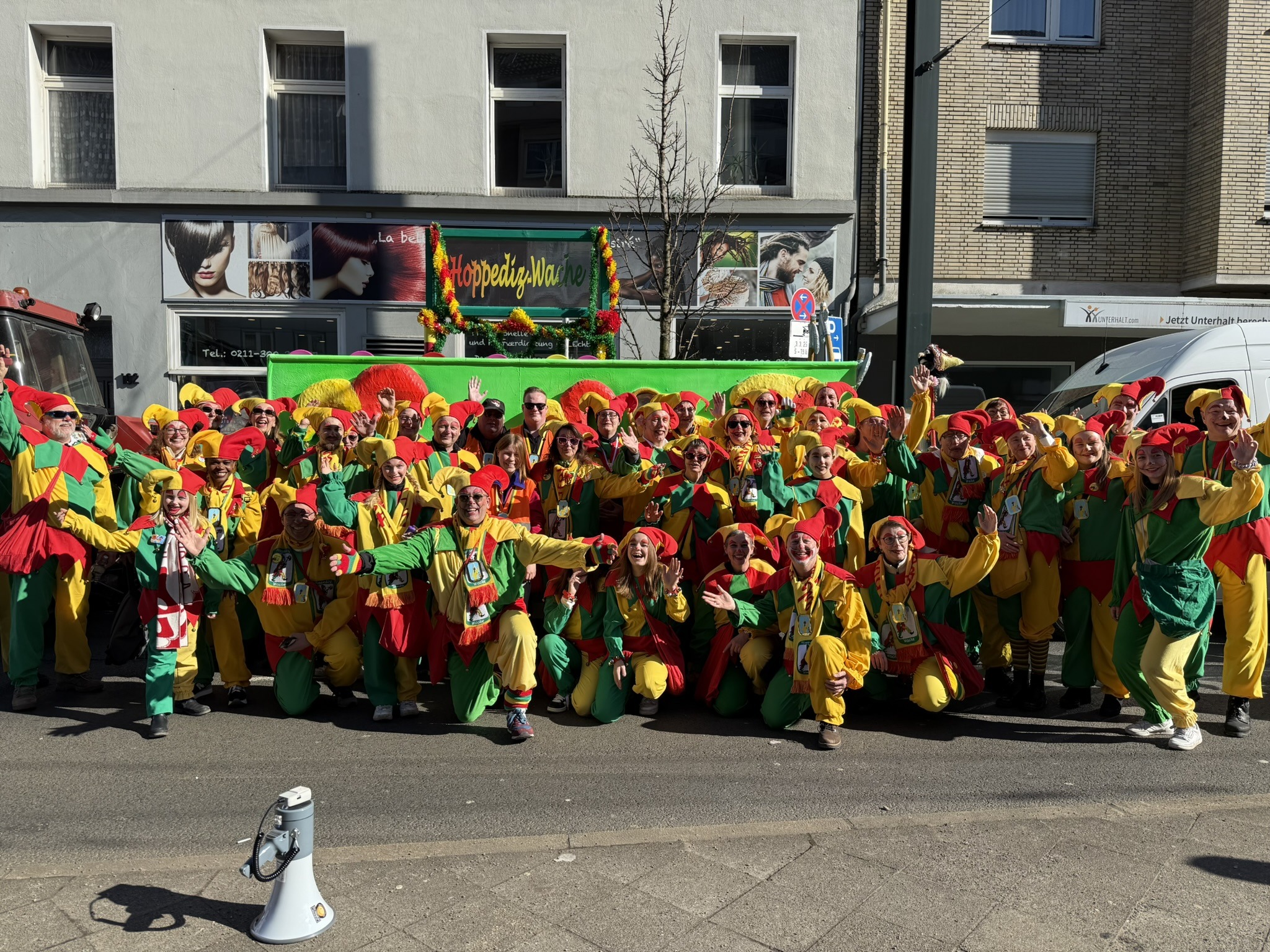 Hoppediz-Wache Rosenmontag 2025 Gruppenfoto